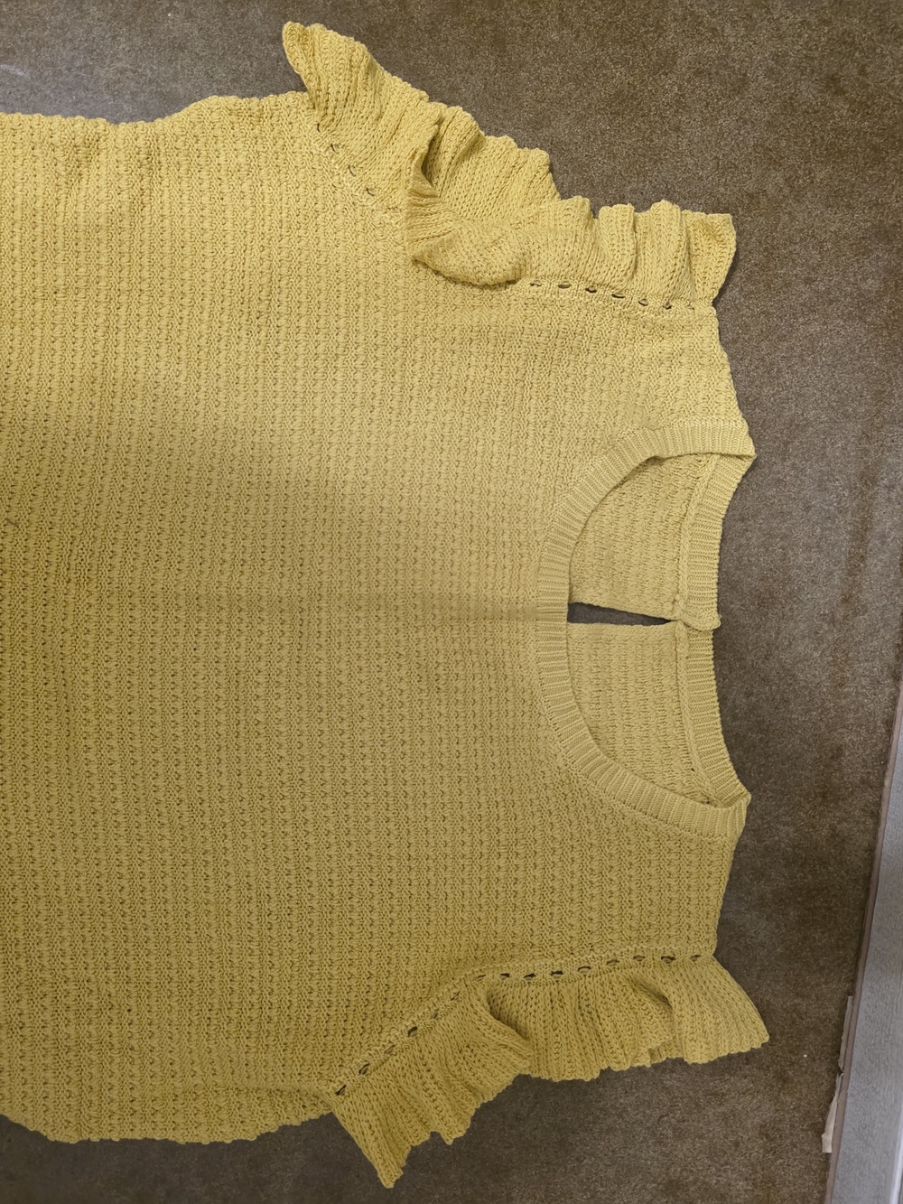 Ruffled Sleeve Crewneck Sweater in Yellow